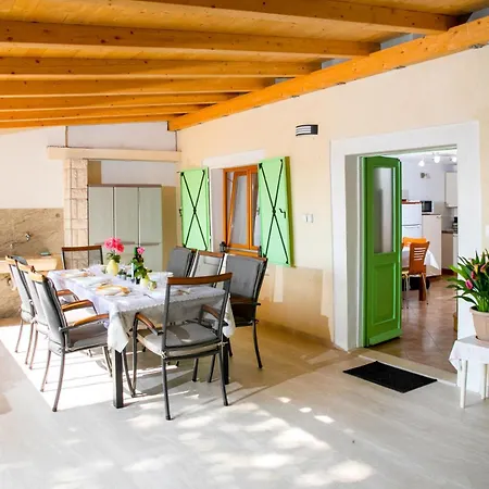 House Ladonja With Private Pool * Бале