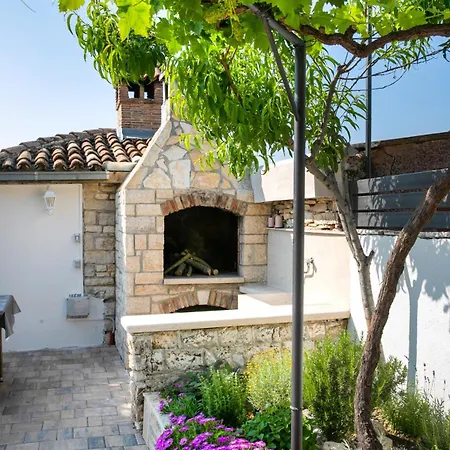 Villa House Ladonja With Private Pool