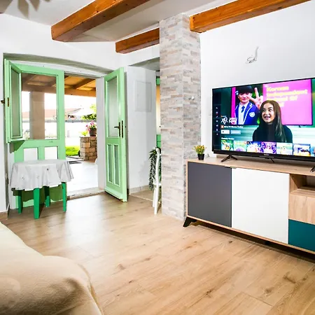 House Ladonja With Private Pool *