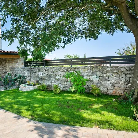 Villa House Ladonja With Private Pool Bale