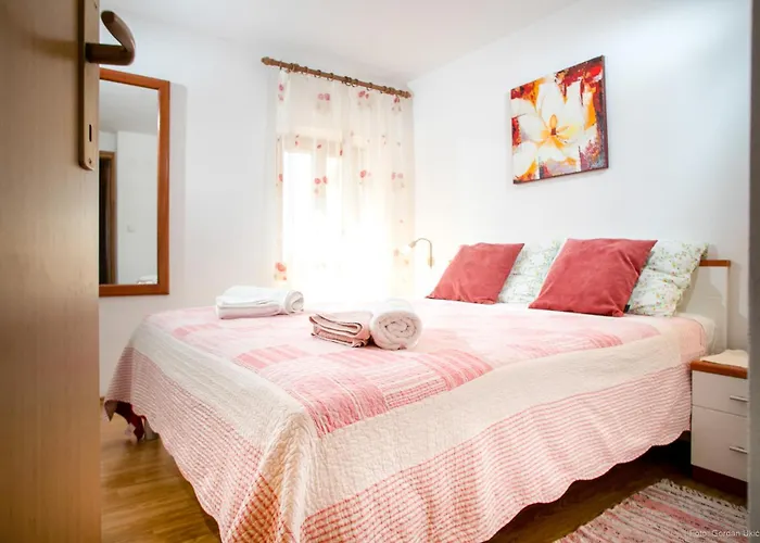House Ladonja With Private Pool Villa